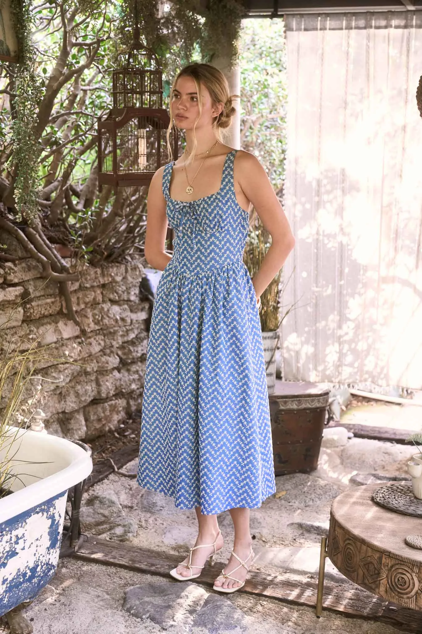 EMBROIDERED FLORAL CORSET DETAIL DENIM MIDI DRESS sold by Blu Pepper product image thumbnail 4
