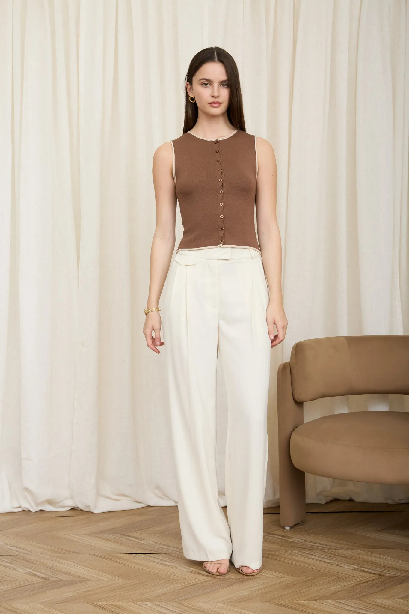 CONTRAST TRIM SEAMLESS KNIT CARDIGAN VEST sold by Blu Pepper product image thumbnail 2