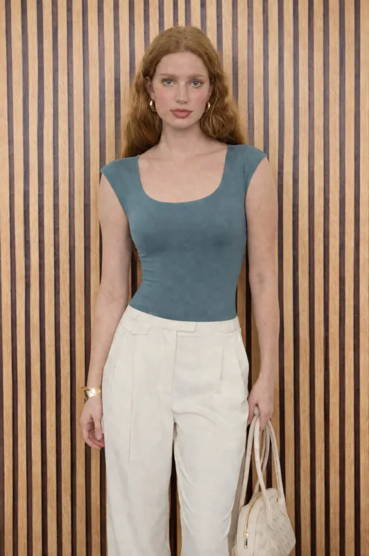 SCOOP NECK SHORT SLEEVE KNIT BODYSUIT made by Blu Pepper