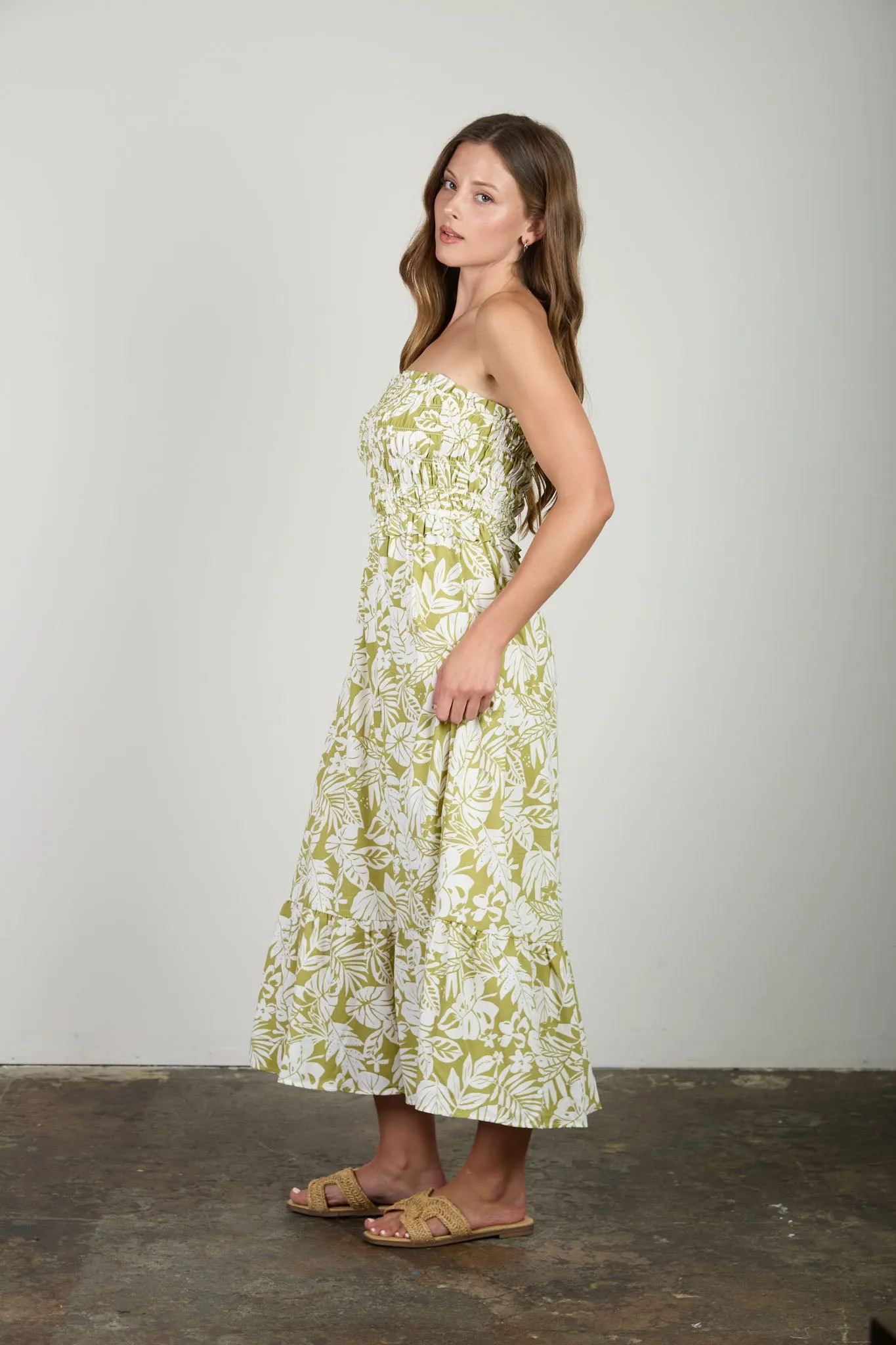 TROPICAL LEAF PRINT STRAPLESS MIDI SUNDRESS sold by Blu Pepper product image thumbnail 3