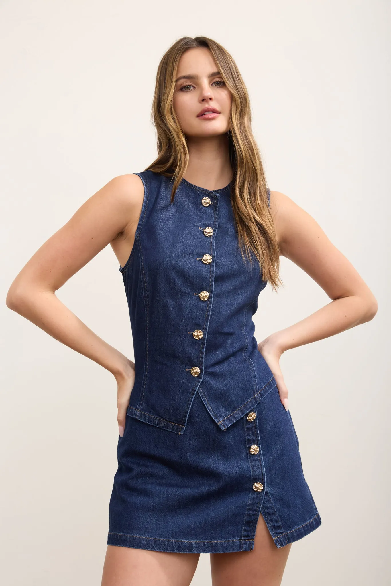 GOLD BUTTON ROUND NECK DENIM VEST TOP sold by Blu Pepper product image thumbnail 4