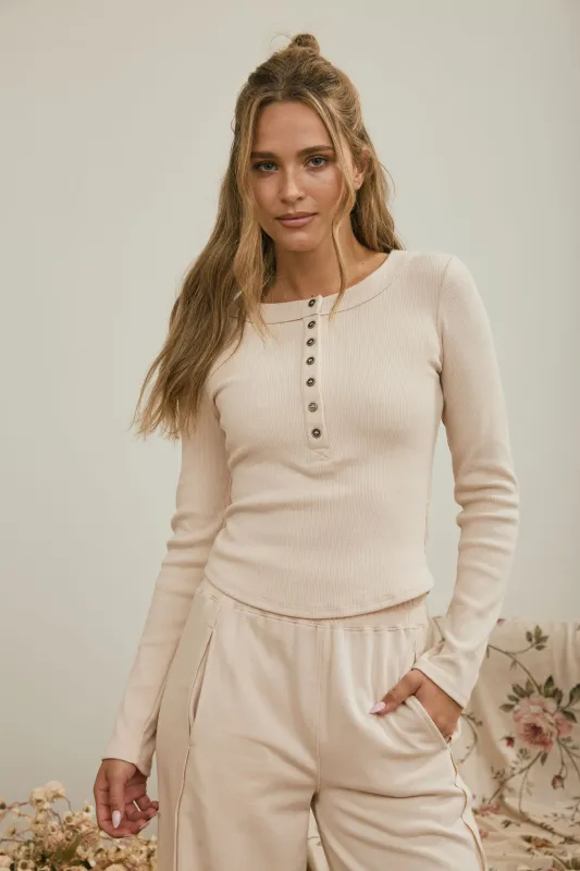 FITTED LONG SLEEVE RIBBED HENLEY KNIT TOP made by J.O.A.