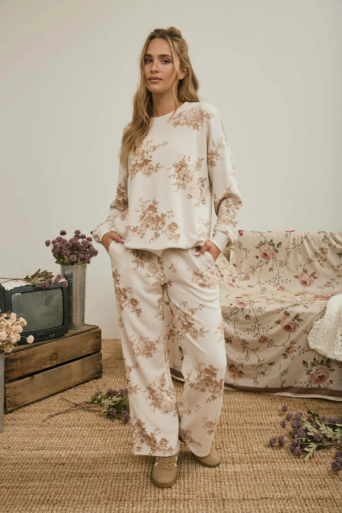 FLORAL TOILE LONG SLEEVE CREW NECK KNIT TOP sold by Blu Pepper product image thumbnail 5