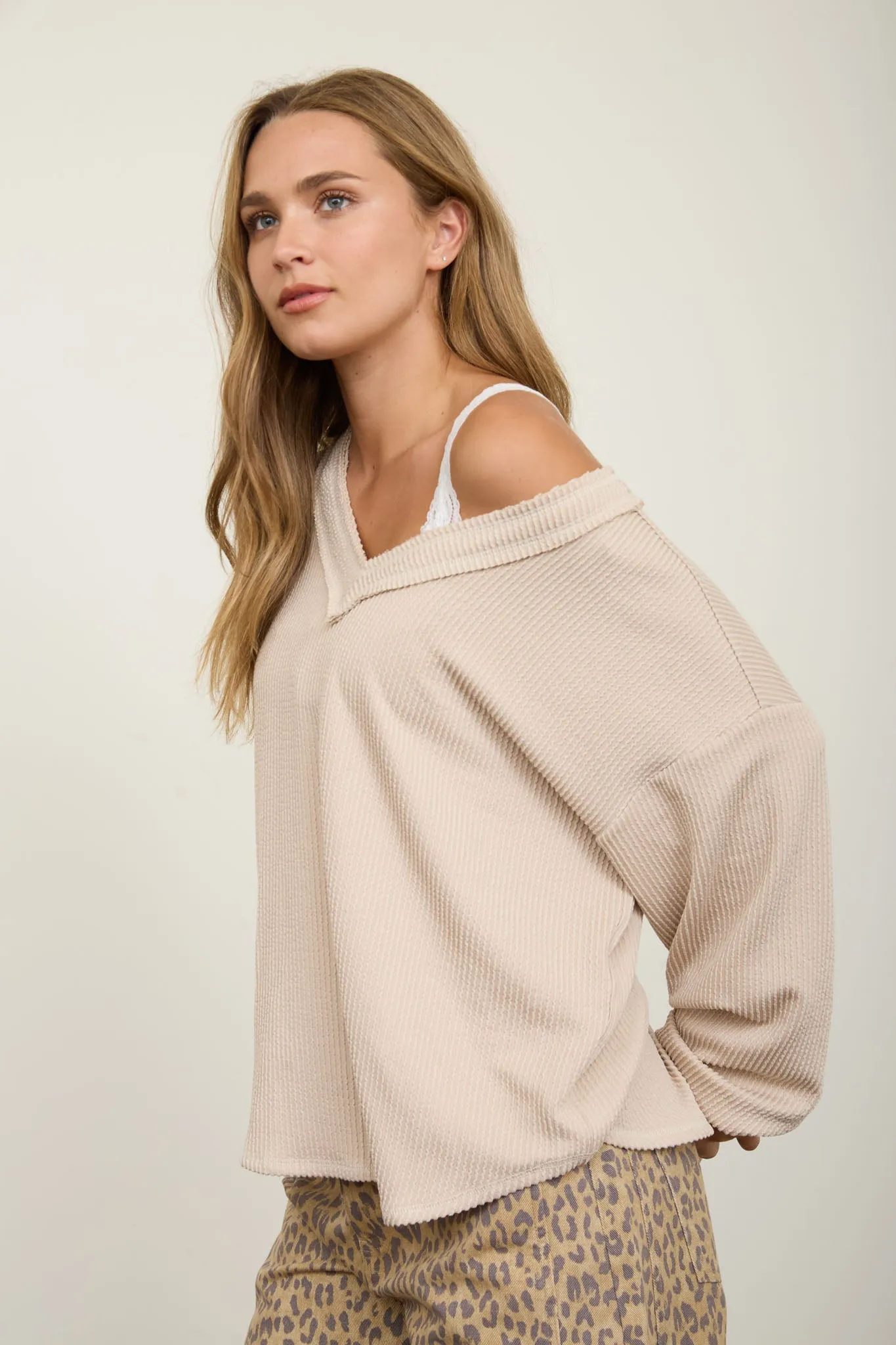 RAW EDGE V-NECK LONG SLEEVE TEXTURED KNIT TOP sold by Blu Pepper product image thumbnail 4