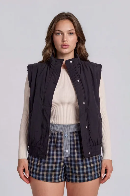 PLUS CROPPED MOCK NECK SNAP PUFFER VEST (PRE-ORDER) made by Blu Pepper