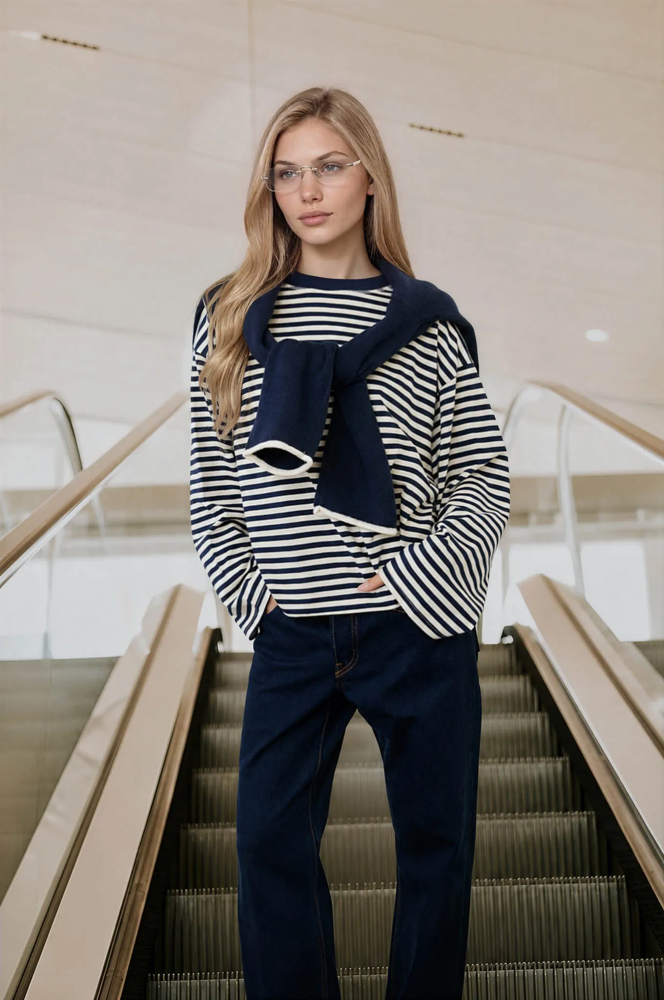 STRIPED CONTRAST CREW NECK LONG SLEEVE KNIT TOP sold by Blu Pepper product image thumbnail 5