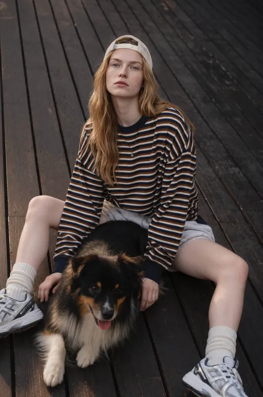 WIDE STRIPE CREW NECK POCKET DETAIL KNIT TOP made by J.O.A.