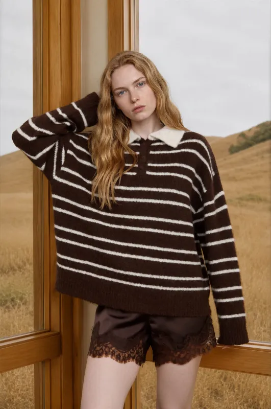 HEATHERED STRIPE CONTRAST COLLAR FUZZY SWEATER made by J.O.A.