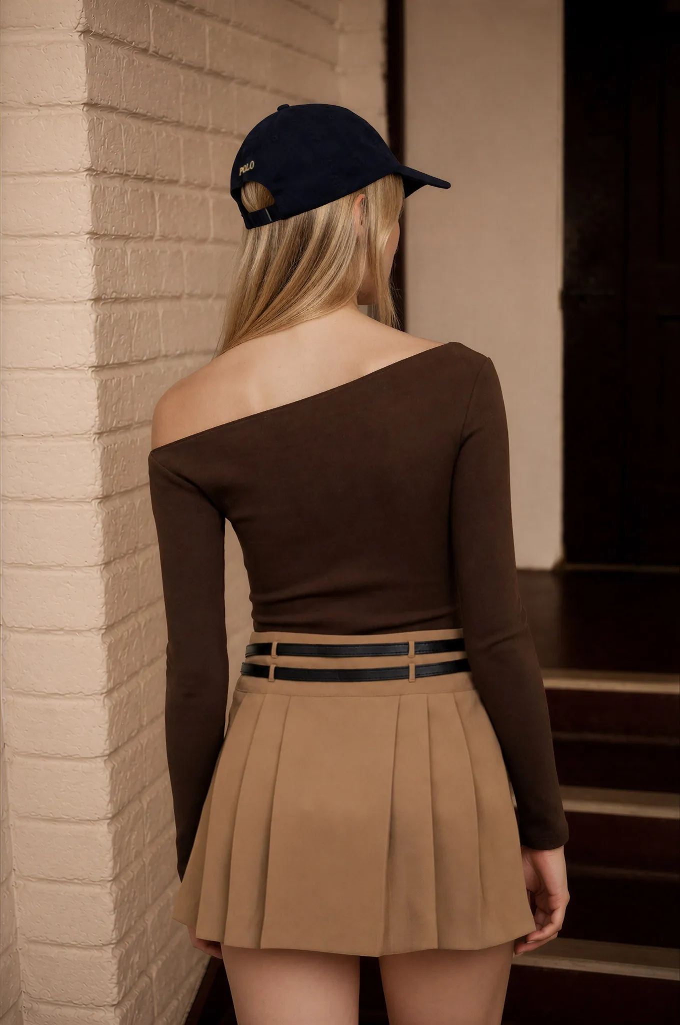 BODYCON RIBBED ROUND NECK LONG SLEEVE BODYSUIT sold by Blu Pepper product image thumbnail 2