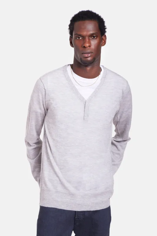 Ville Cash V-Neck Grey sold by Blue & Cream