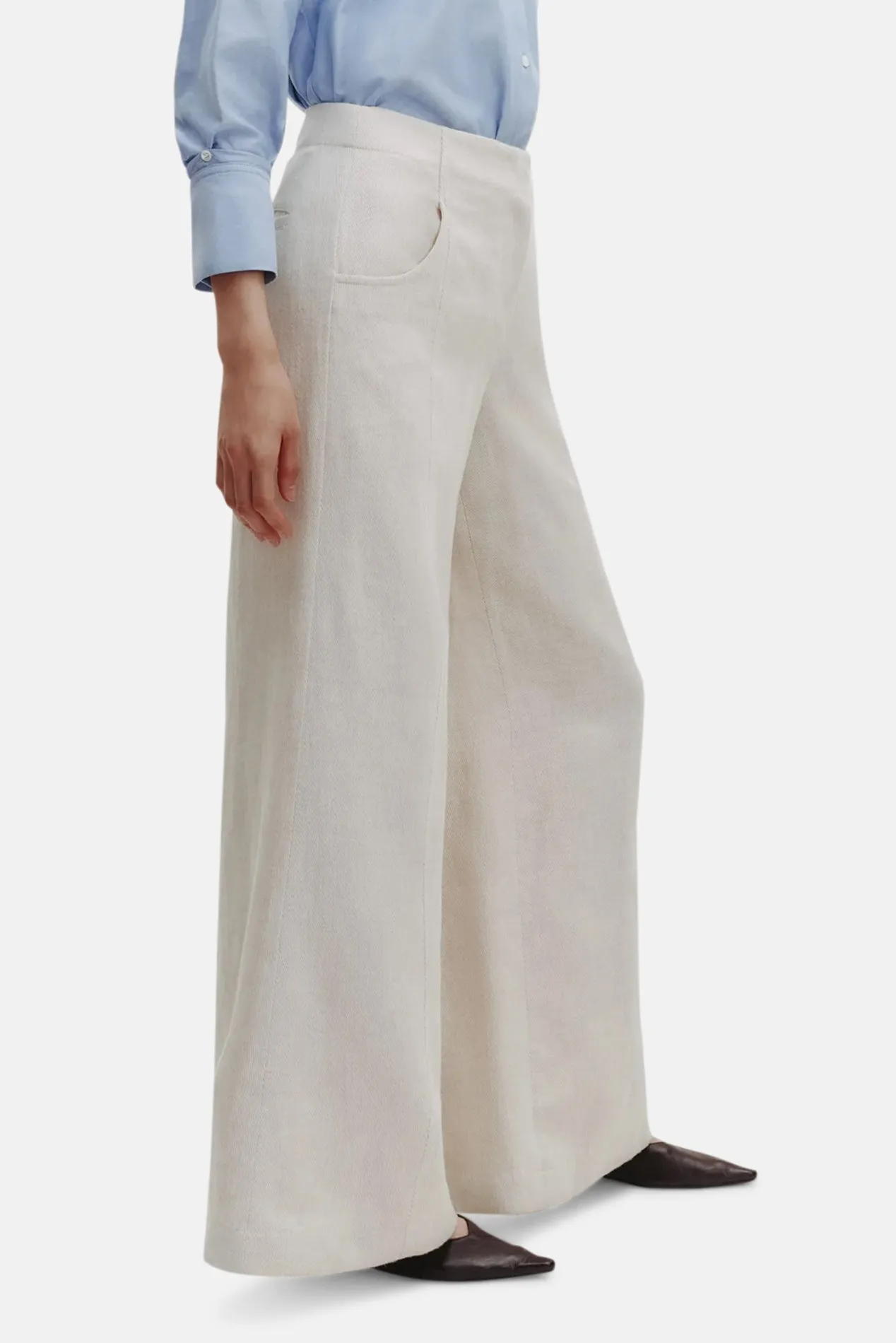 Demie Pant in Coated Viscose Linen Natural sold by Blue & Cream product image thumbnail 3