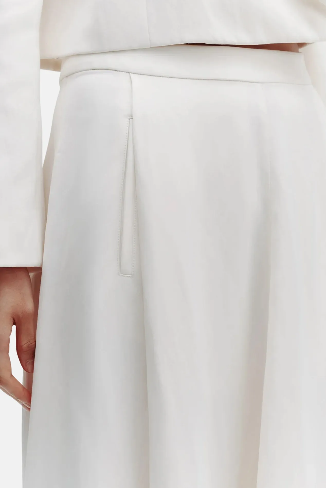 Cecelias Skirt in Coated Viscose Linen Bone sold by Blue & Cream product image thumbnail 4