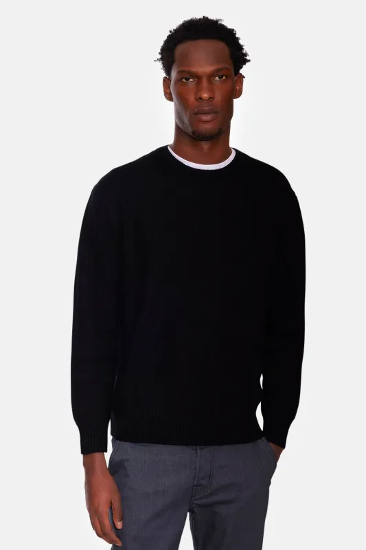 Winslow Crewneck Black sold by Blue & Cream