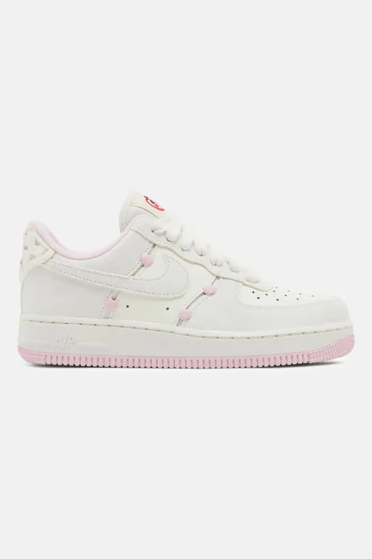 Wmns Air Force 1 Low 'Valentine's Day 2025' sold by Blue & Cream