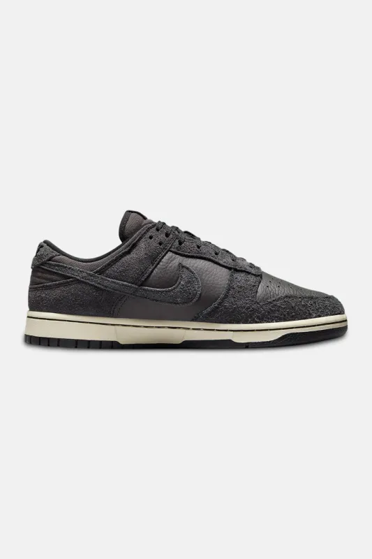 Men's Dunk Low Retro Premium 'Black/Off Noir sold by Blue & Cream