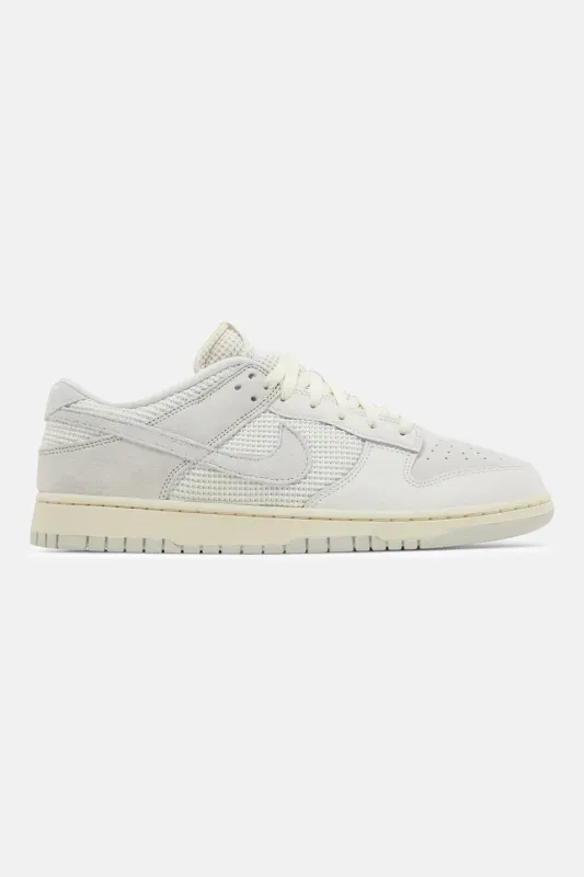 Men's Dunk Low Waffle "Phantom" sold by Blue & Cream