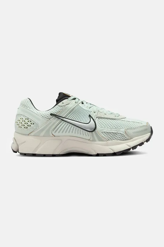 Women's Zoom Vomero 5 "Light Silver" sold by Blue & Cream