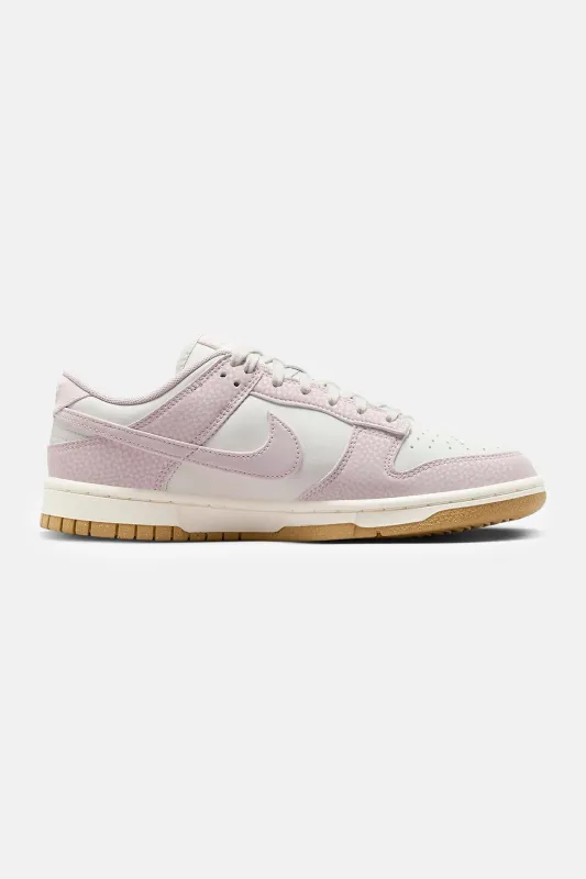Women's Dunk Low Next Nature Platinum Violet sold by Blue & Cream