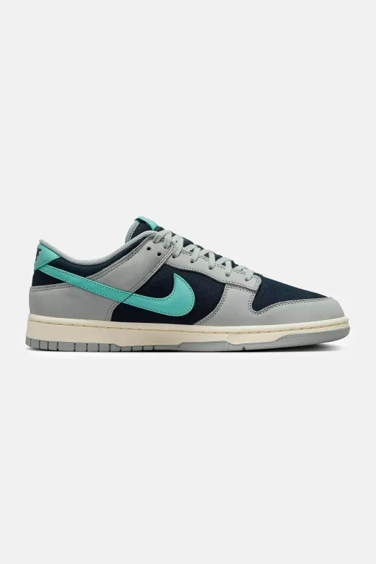 Men's Dunk Low Premium 'Dark Obsidian Green Frost' sold by Blue & Cream