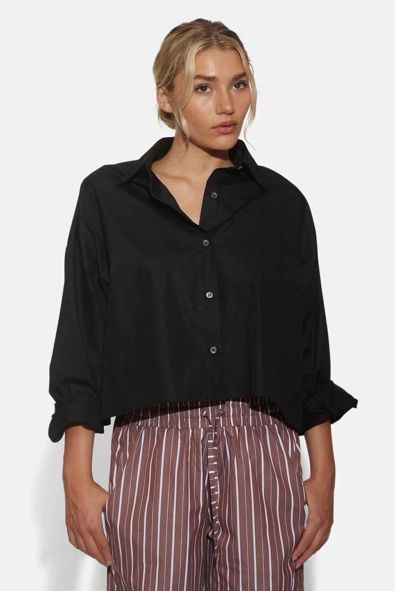 Gansett Poplin Crop Shirt Black sold by Blue & Cream