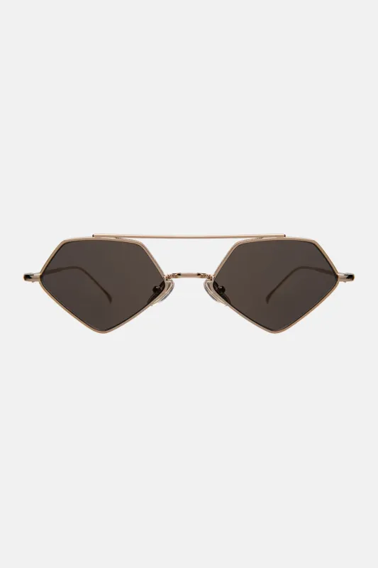 Bayley Gold/Grey Flat made by Illesteva