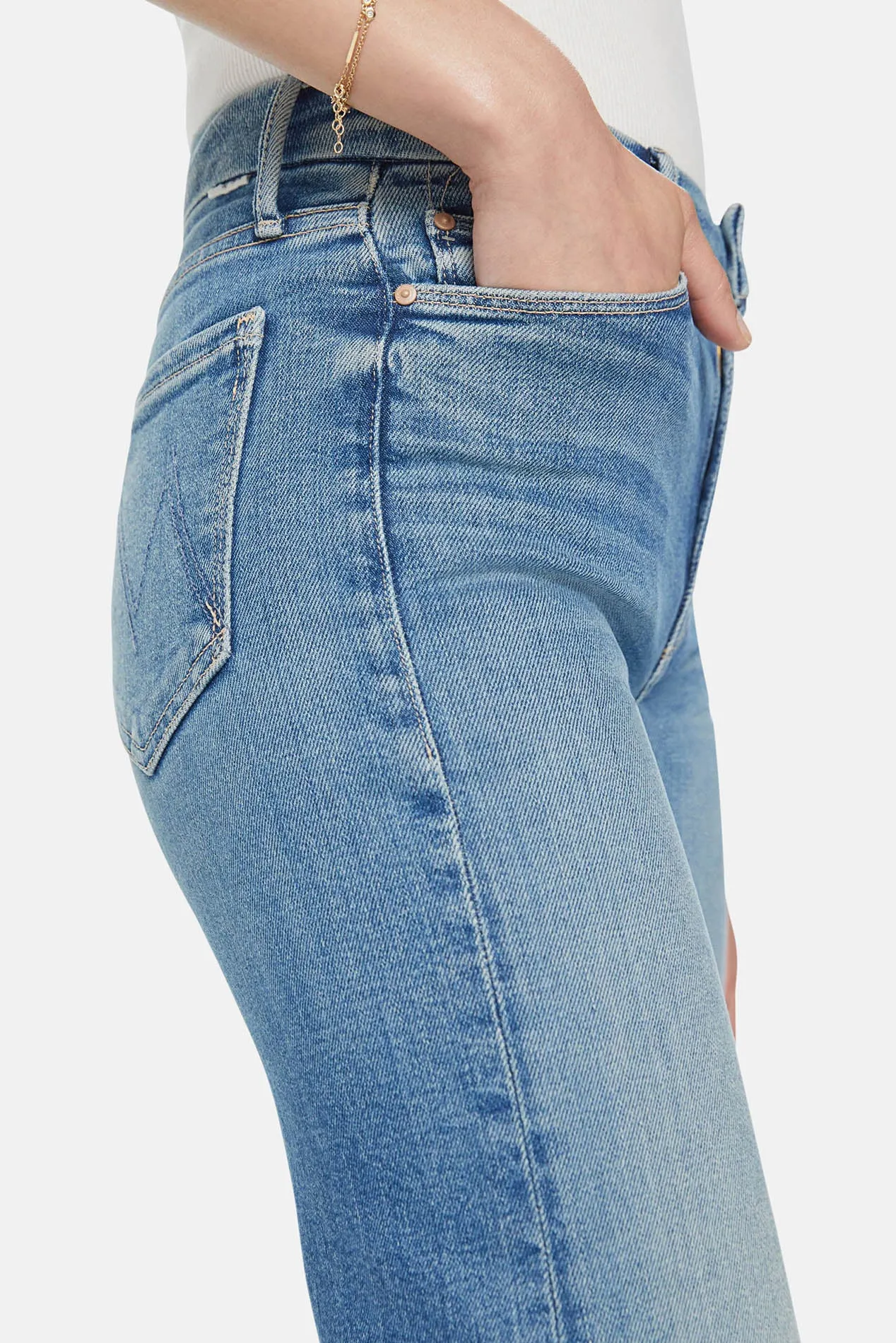 The Roller Fray Riding The Cliffside sold by Blue & Cream product image thumbnail 5