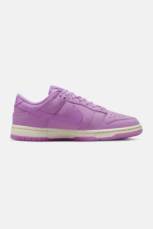 Women's Dunk Low Rush Fuchsia sold by Blue & Cream