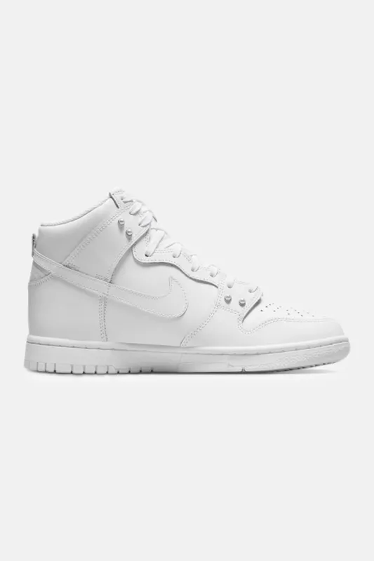 Women's Dunk High SE Pearl White sold by Blue & Cream