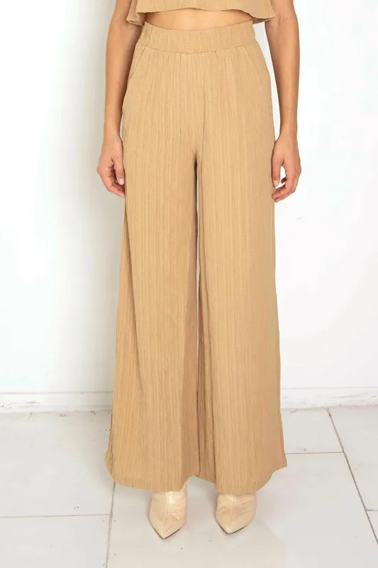 Ripple Gauze Wide Leg Pant Tanlines sold by Blue & Cream