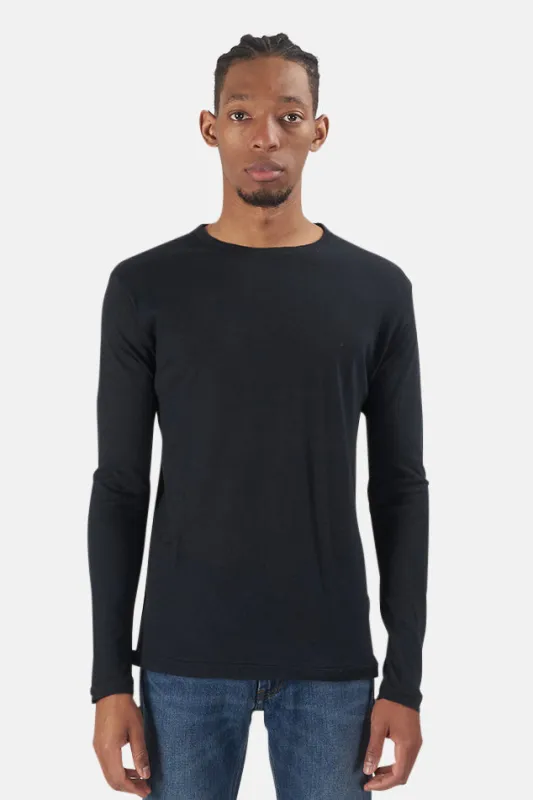RAST Crewneck LS BLACK sold by Blue & Cream