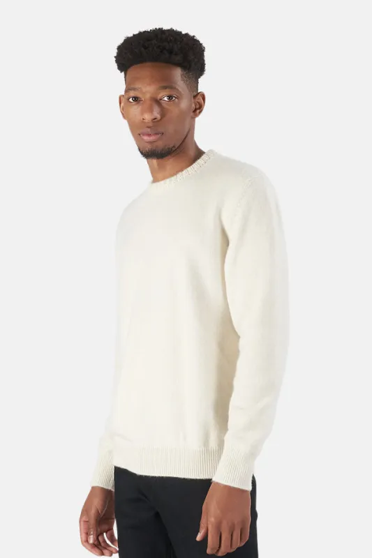 Leaf Crewneck Cashmere Sweater Cream/Navy made by Blue & Cream