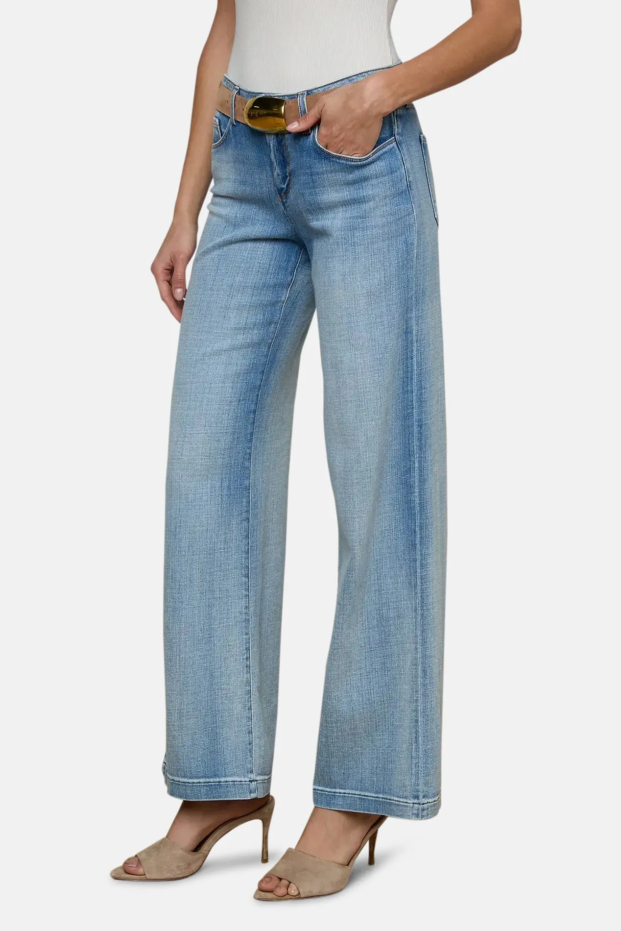 Joanne Low-Rise Wide-Leg Jean Dry Ice sold by Blue & Cream product image thumbnail 3