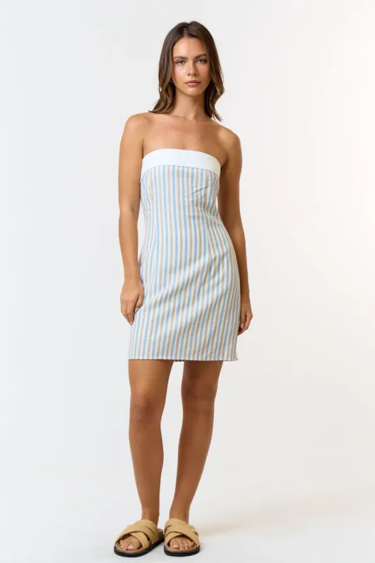 BD24744 sold by Blue Blush