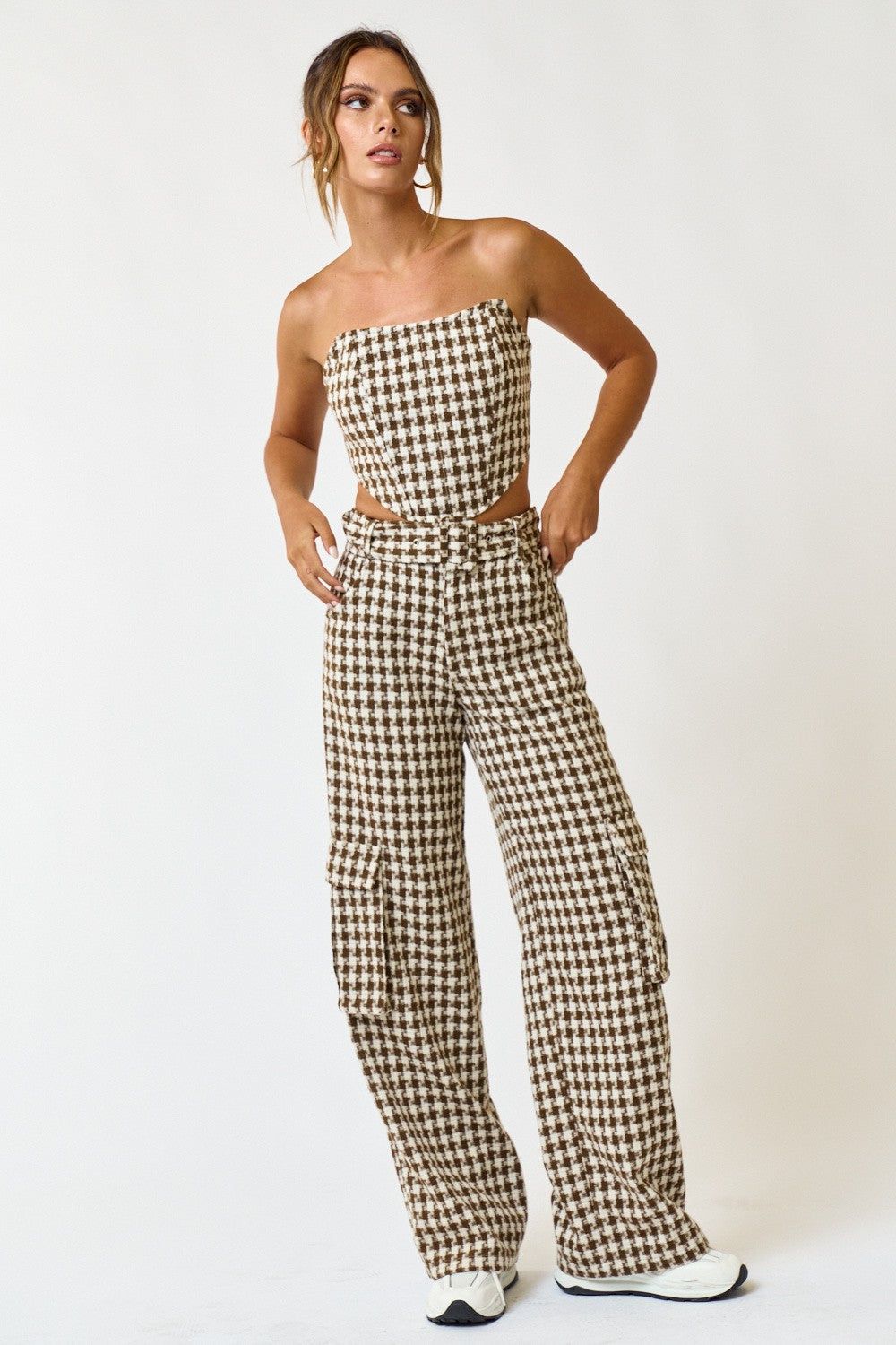 IBS28782_TAUPE sold by Blue Blush product image thumbnail 2