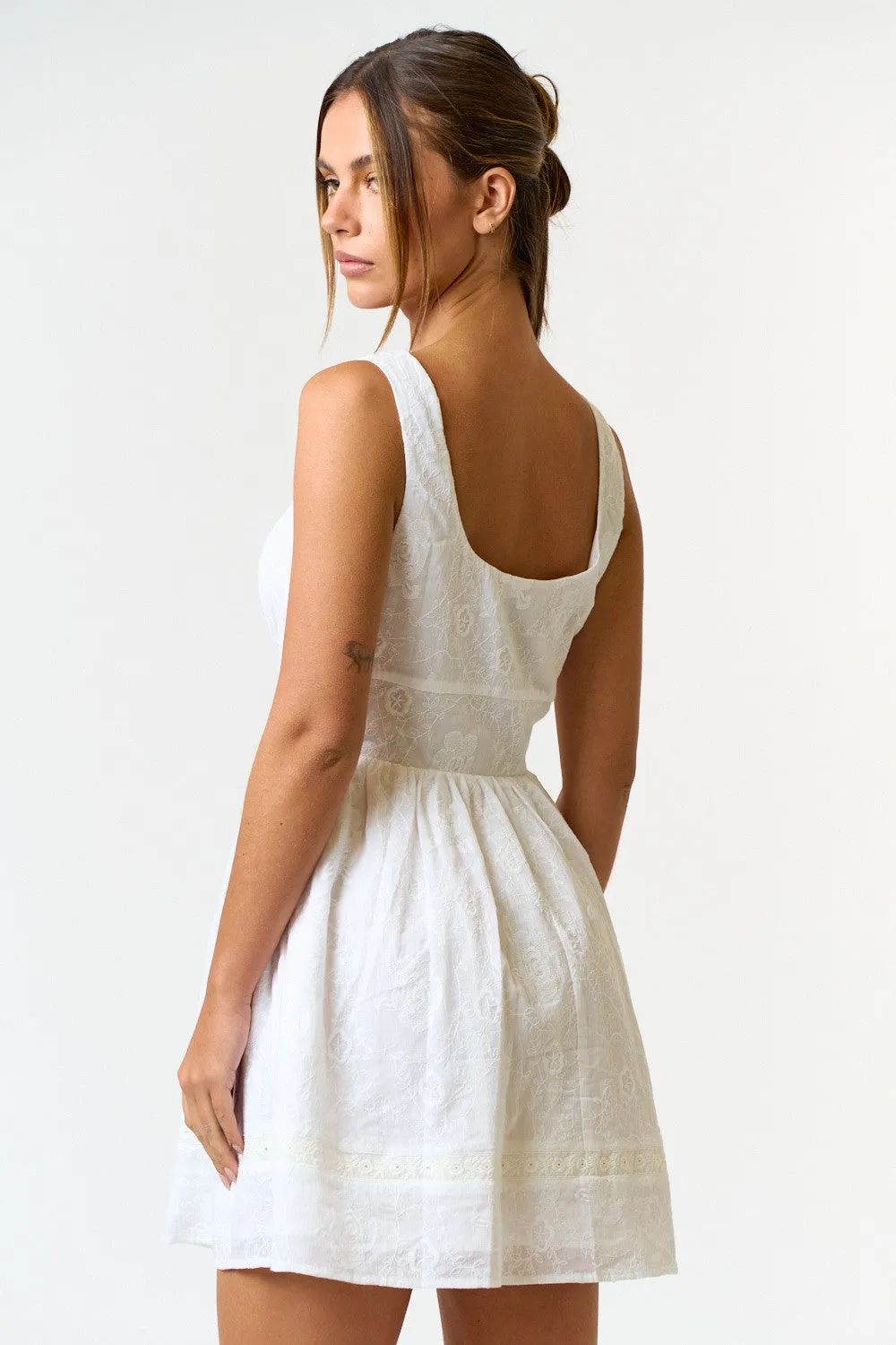 IBD30883 sold by Blue Blush product image thumbnail 5