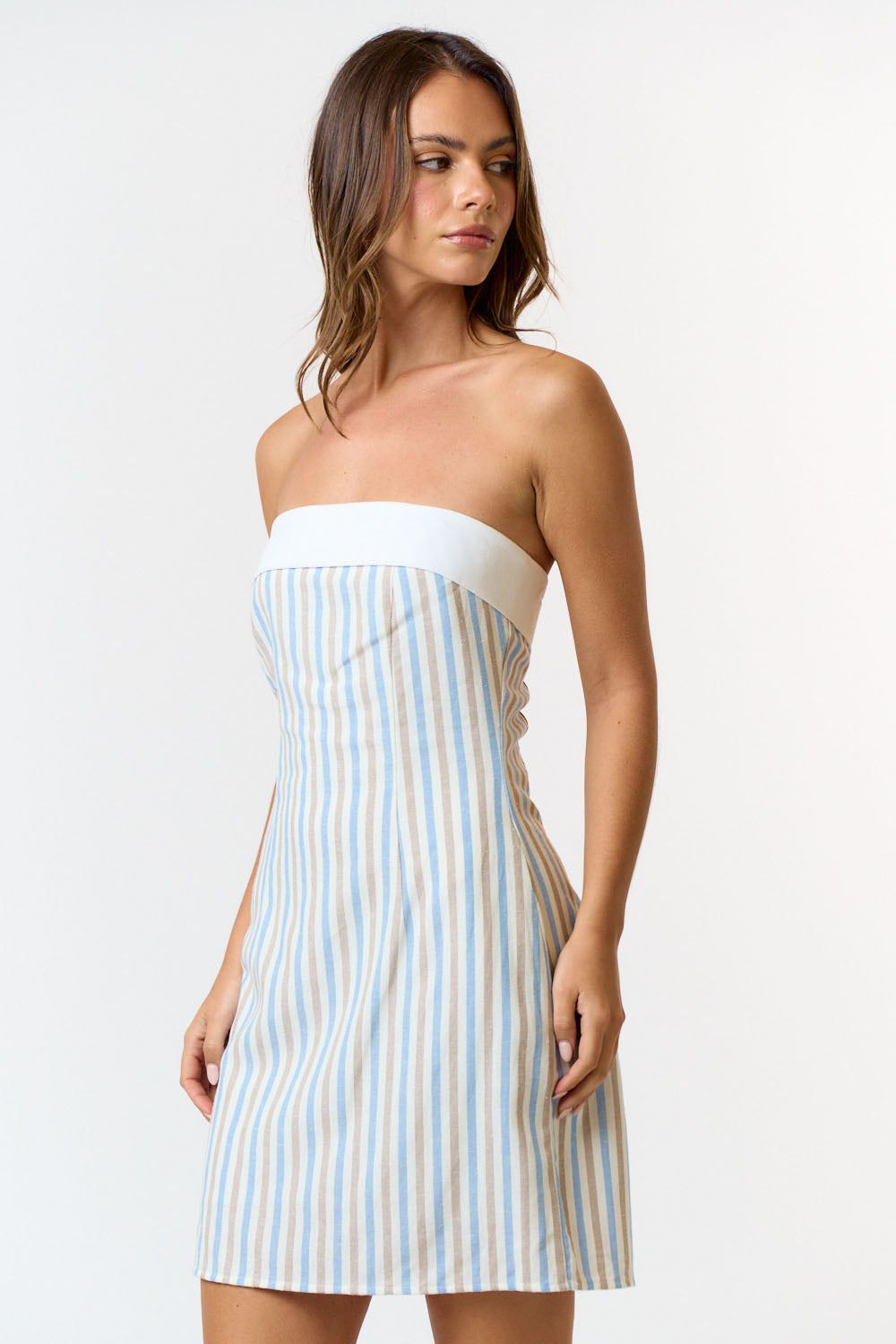 BD24744 sold by Blue Blush product image thumbnail 3