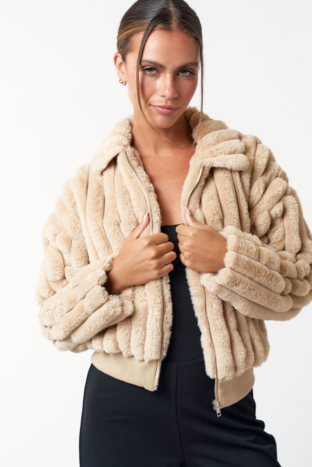 IBT29412 sold by Blue Blush product image thumbnail 2