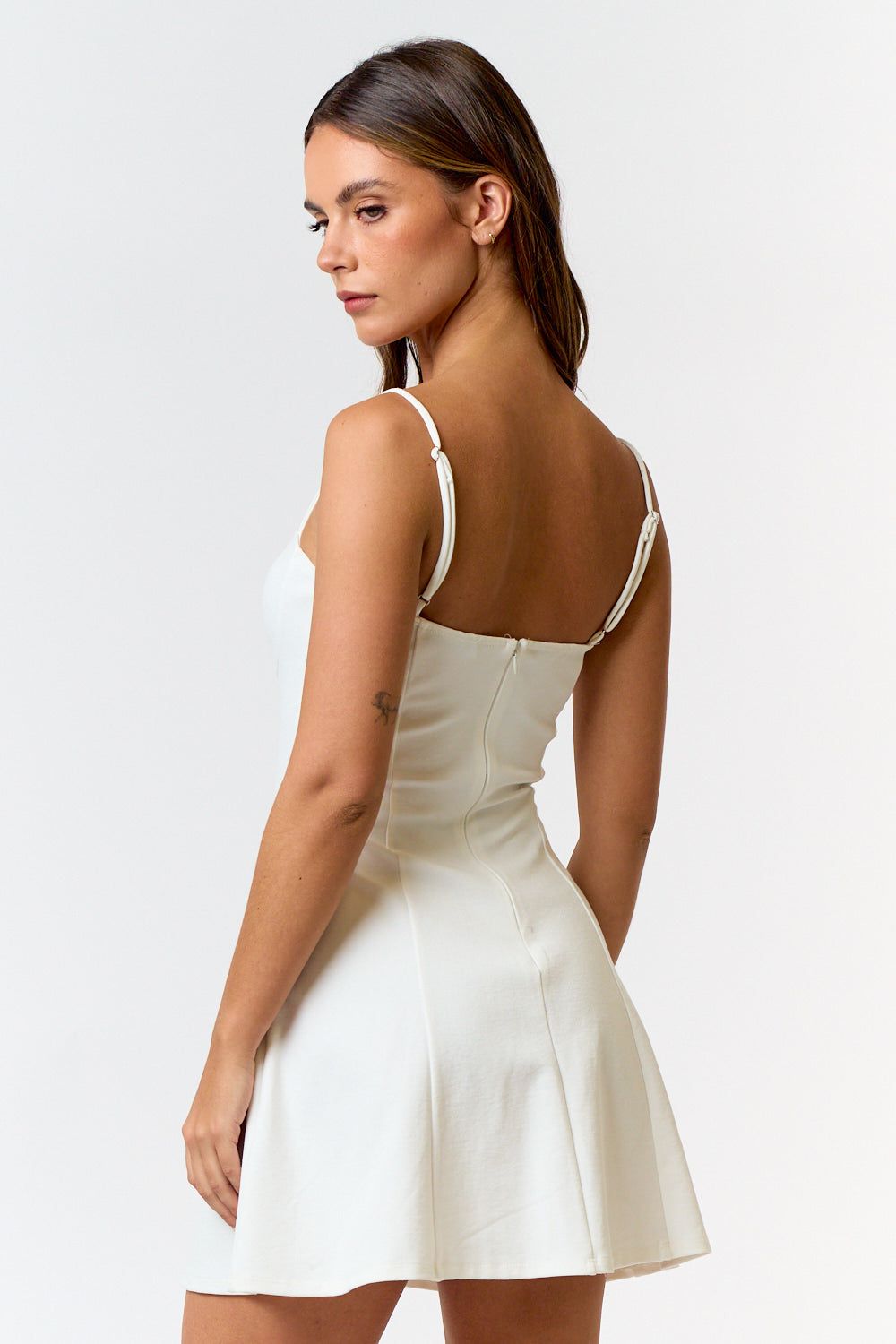 BD21790. sold by Blue Blush product image thumbnail 4