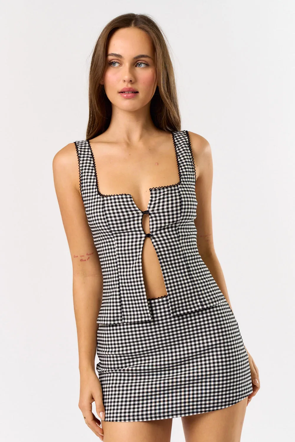 BT24384 sold by Blue Blush