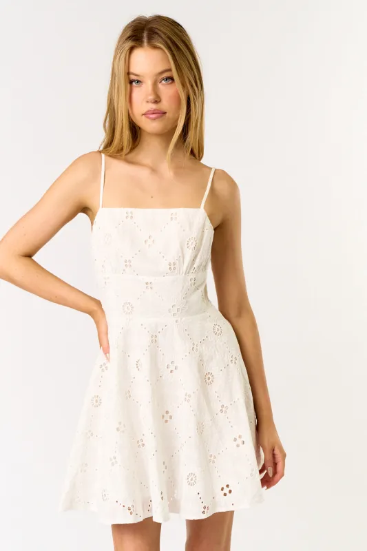 IBD33262 sold by Blue Blush