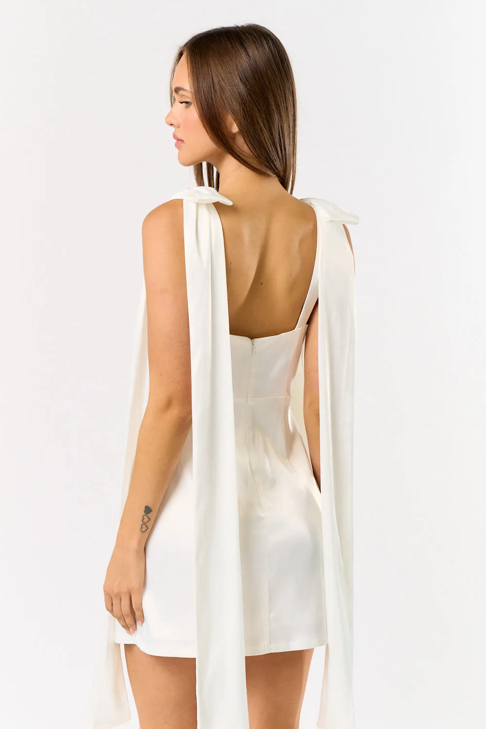 IBD32634 sold by Blue Blush product image thumbnail 3