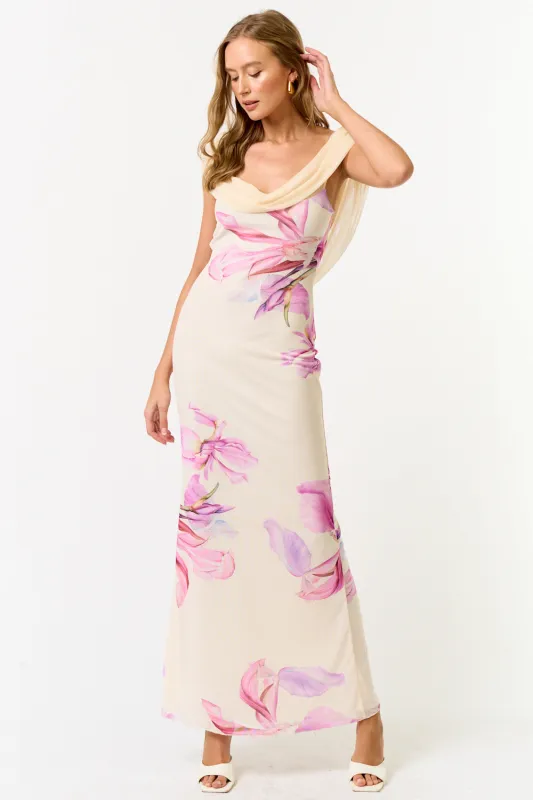 BD25927 sold by Blue Blush