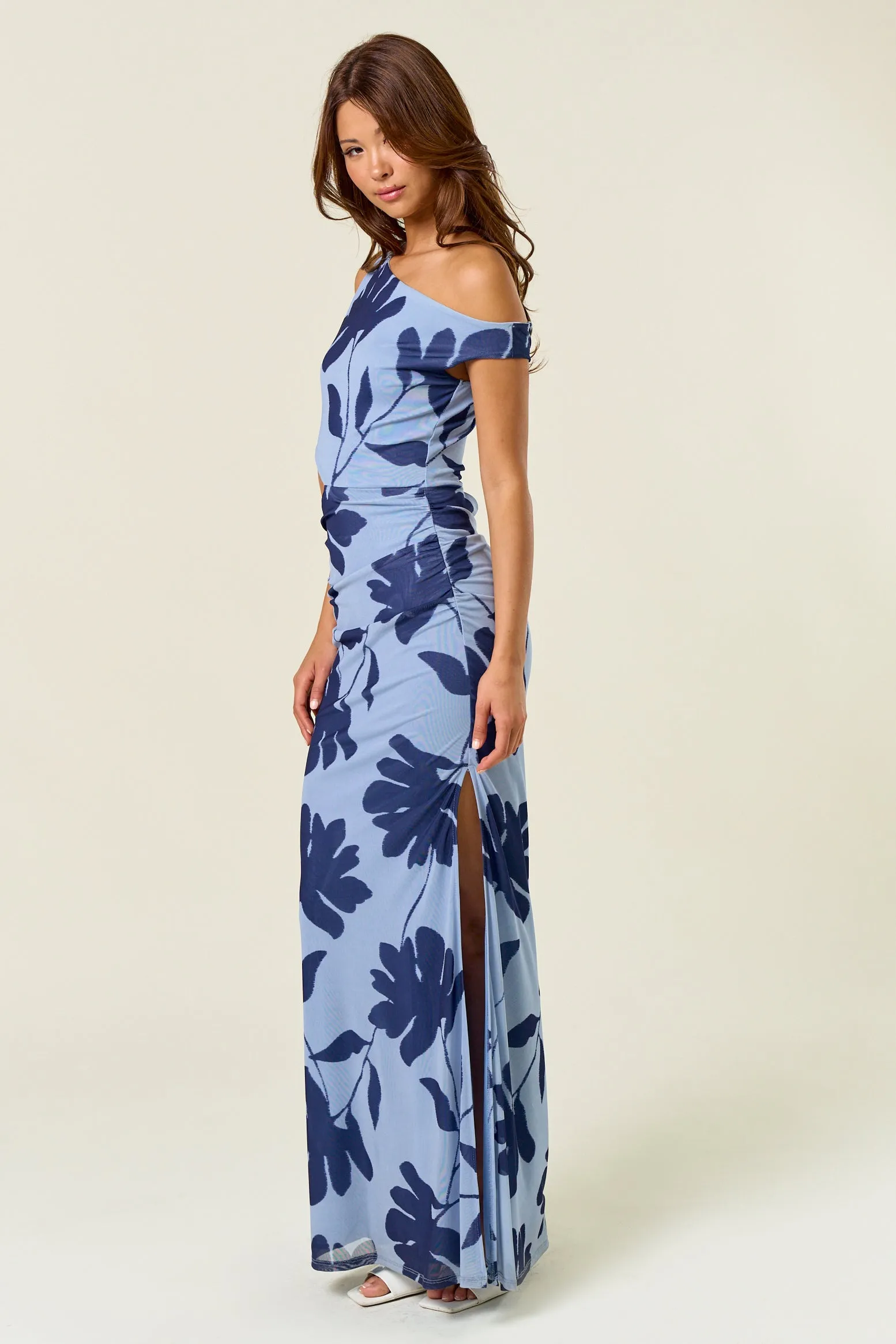 BD25557 sold by Blue Blush product image thumbnail 5