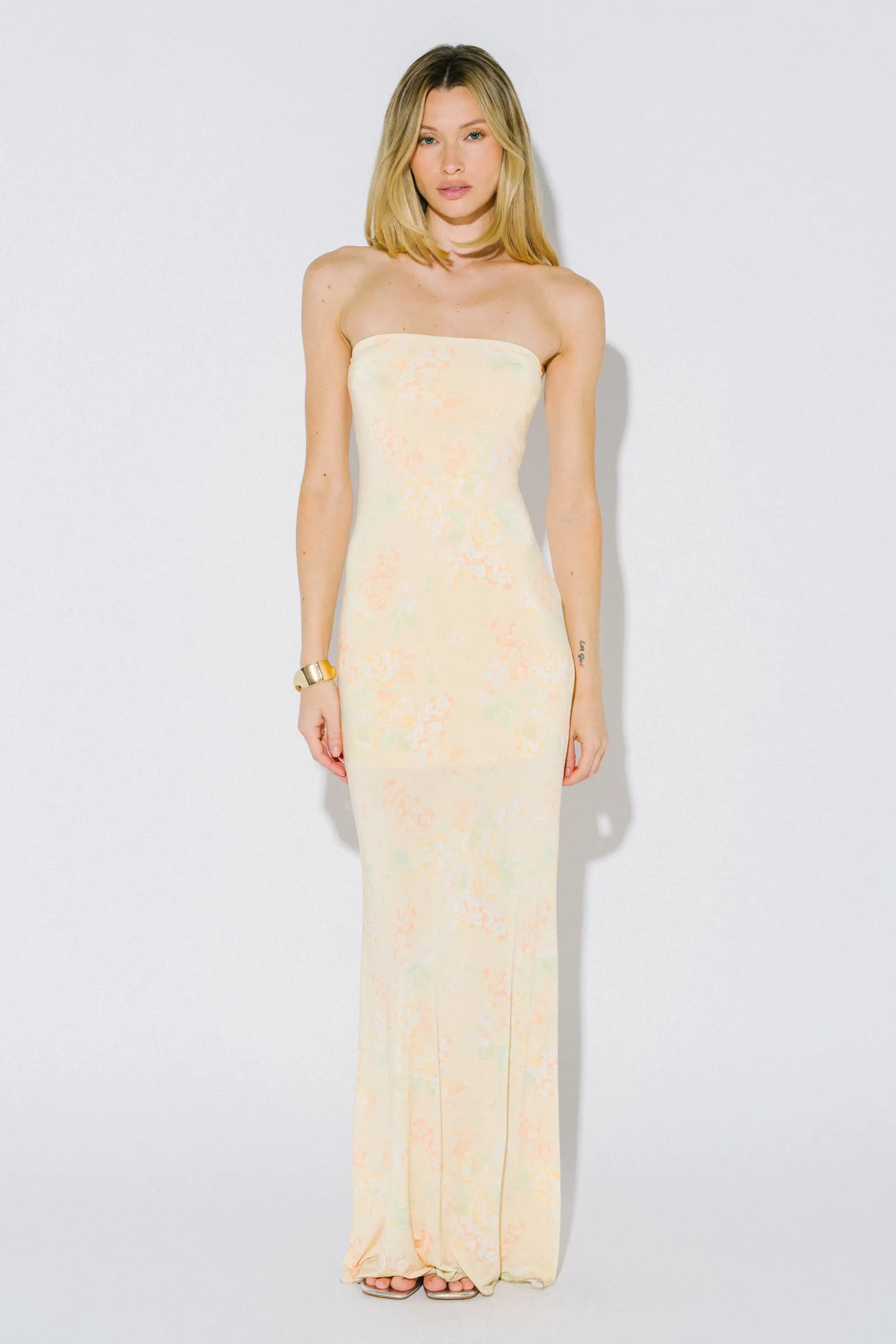 BD00147 sold by Blue Blush