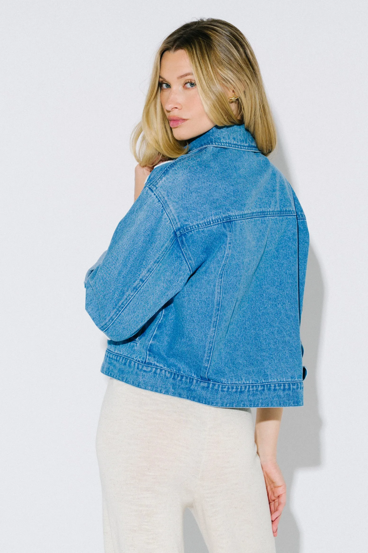 IBT32983-1 sold by Blue Blush product image thumbnail 2