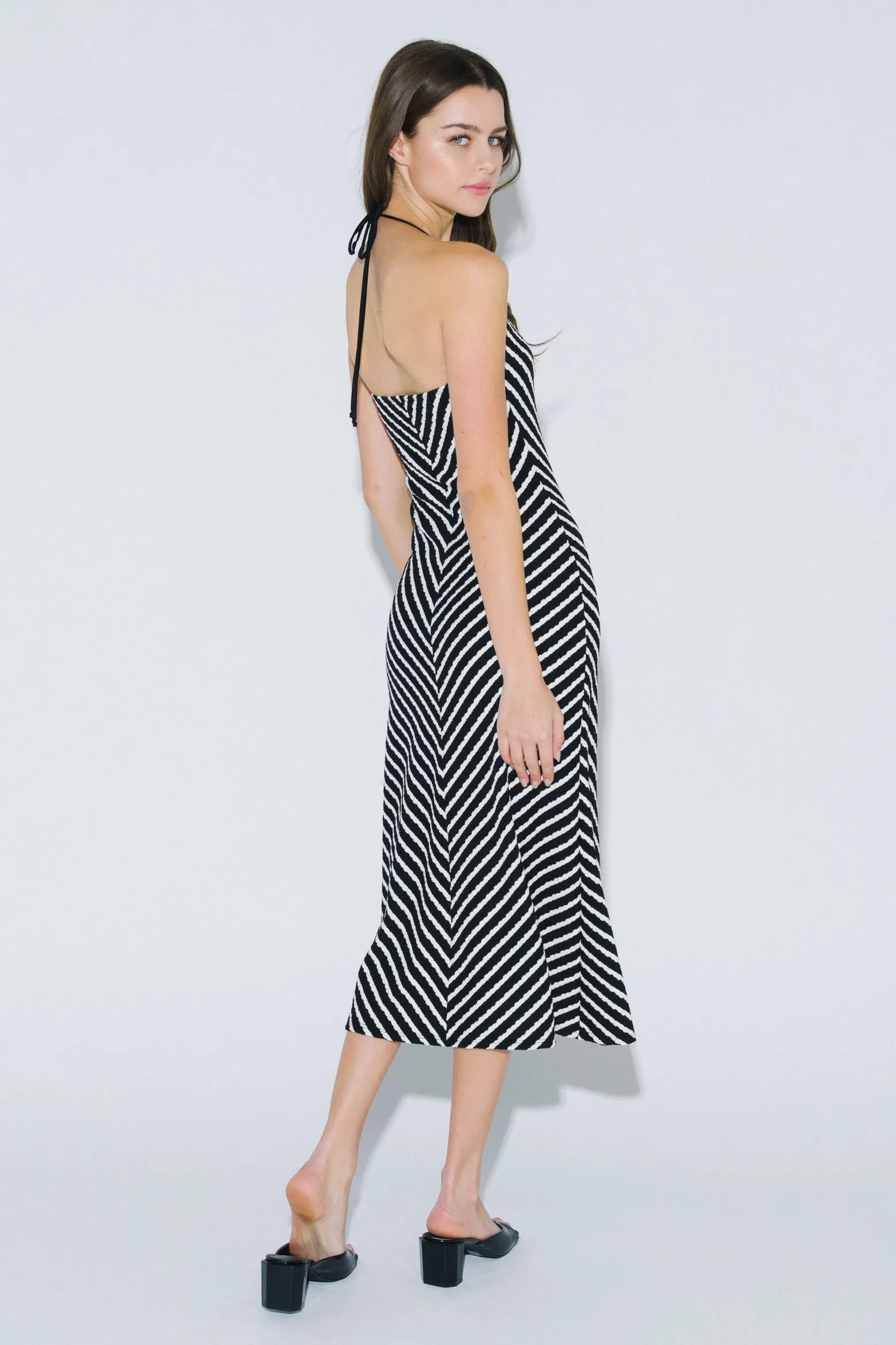 BD40384 sold by Blue Blush product image thumbnail 3