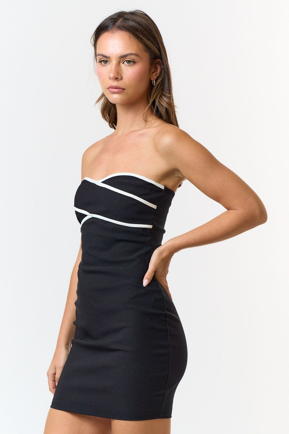 BD24844 sold by Blue Blush product image thumbnail 2