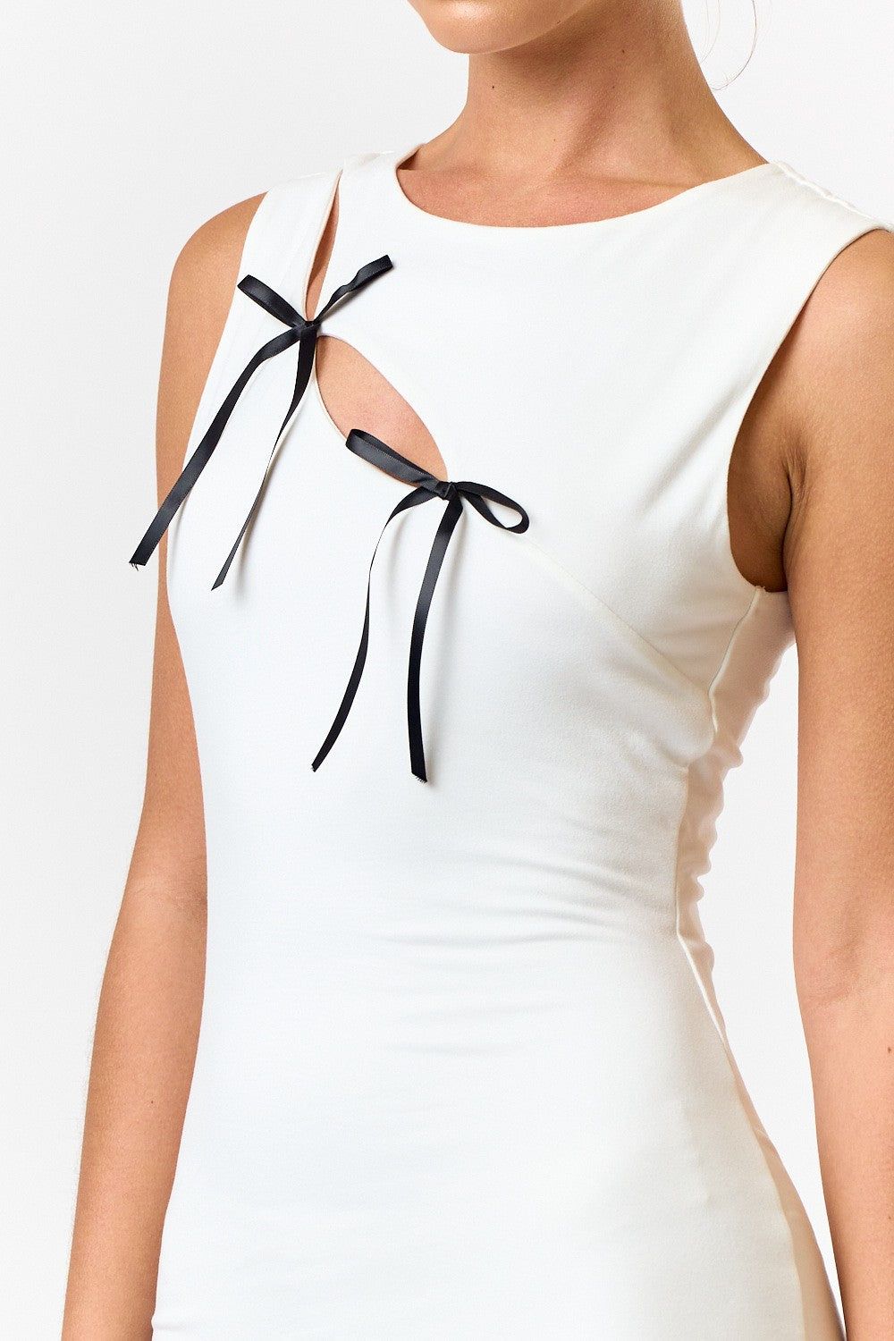 BD24260 sold by Blue Blush product image thumbnail 2