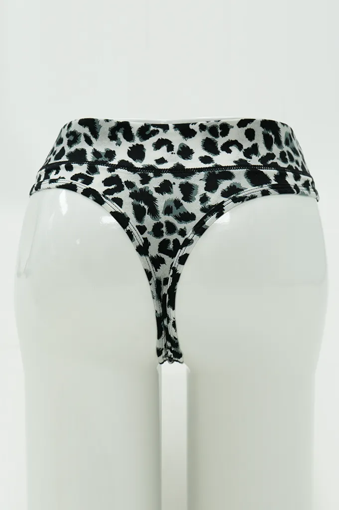 La Thong, BW Leopard, Bamboo sold by Blue Sky product image thumbnail 2