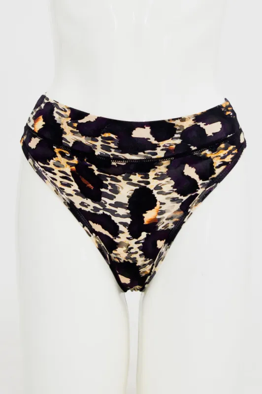 La Thong, Leonine, Bamboo sold by Blue Sky